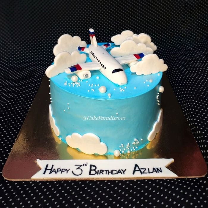 Custom cakes